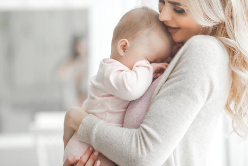 How to Stop a Nursing Strike – 7 Sure-Fire Ways to Get Baby Back to Breastfeeding