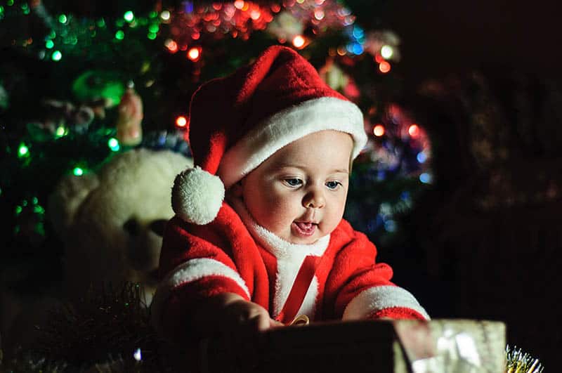 18 Best Christmas Gift Ideas for Babies Under 1 (Gifts under $30!)