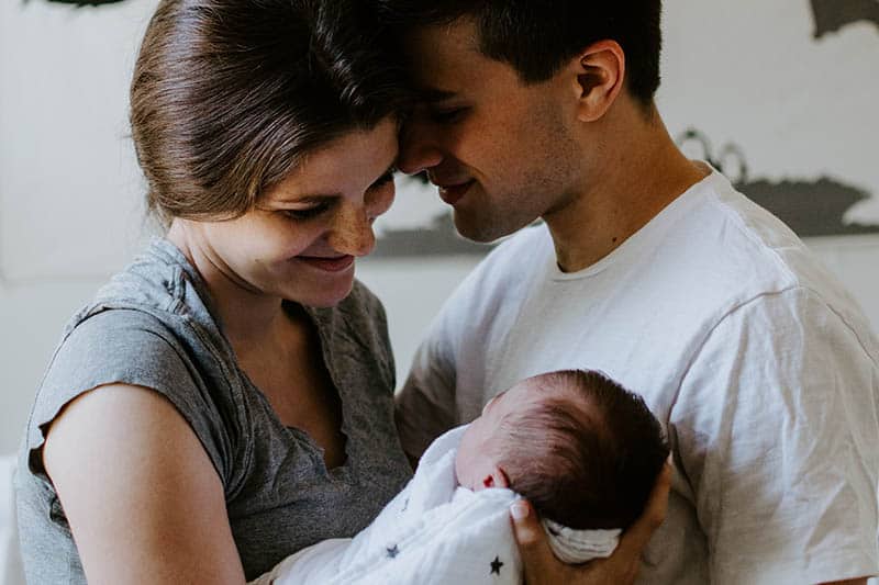 Advice For New Parents: 17 Helpful Tips To Keep Your Sanity