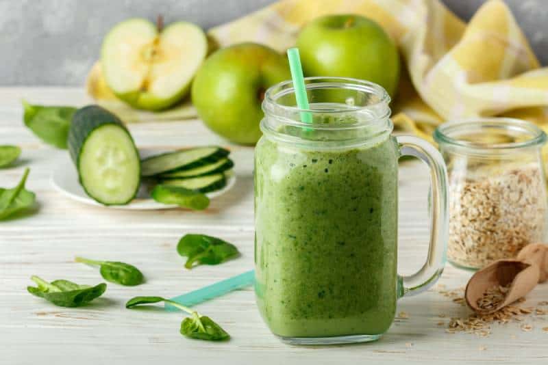 Smoothie with Cucumber, Apple and Banana
