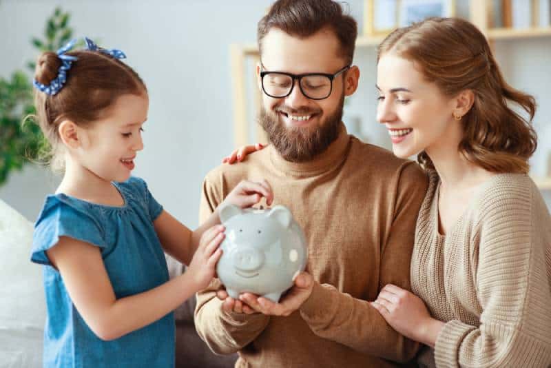The Average Family Budget: Breaking Down All The Key Expenses