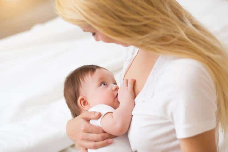 How To Dry Up Breast Milk + 4 Treatments To Avoid