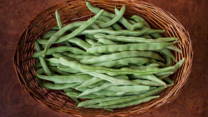 green beans in basket