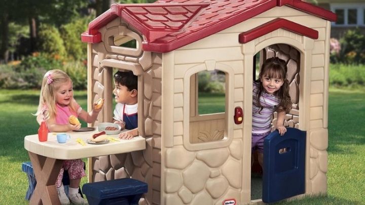18 Best Kids Outdoor Playhouses For 2022 For Endless Fun